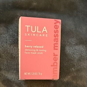 BNIB TULA BERRY RELAXED DETOXING & TONING FAVE MASK STICK